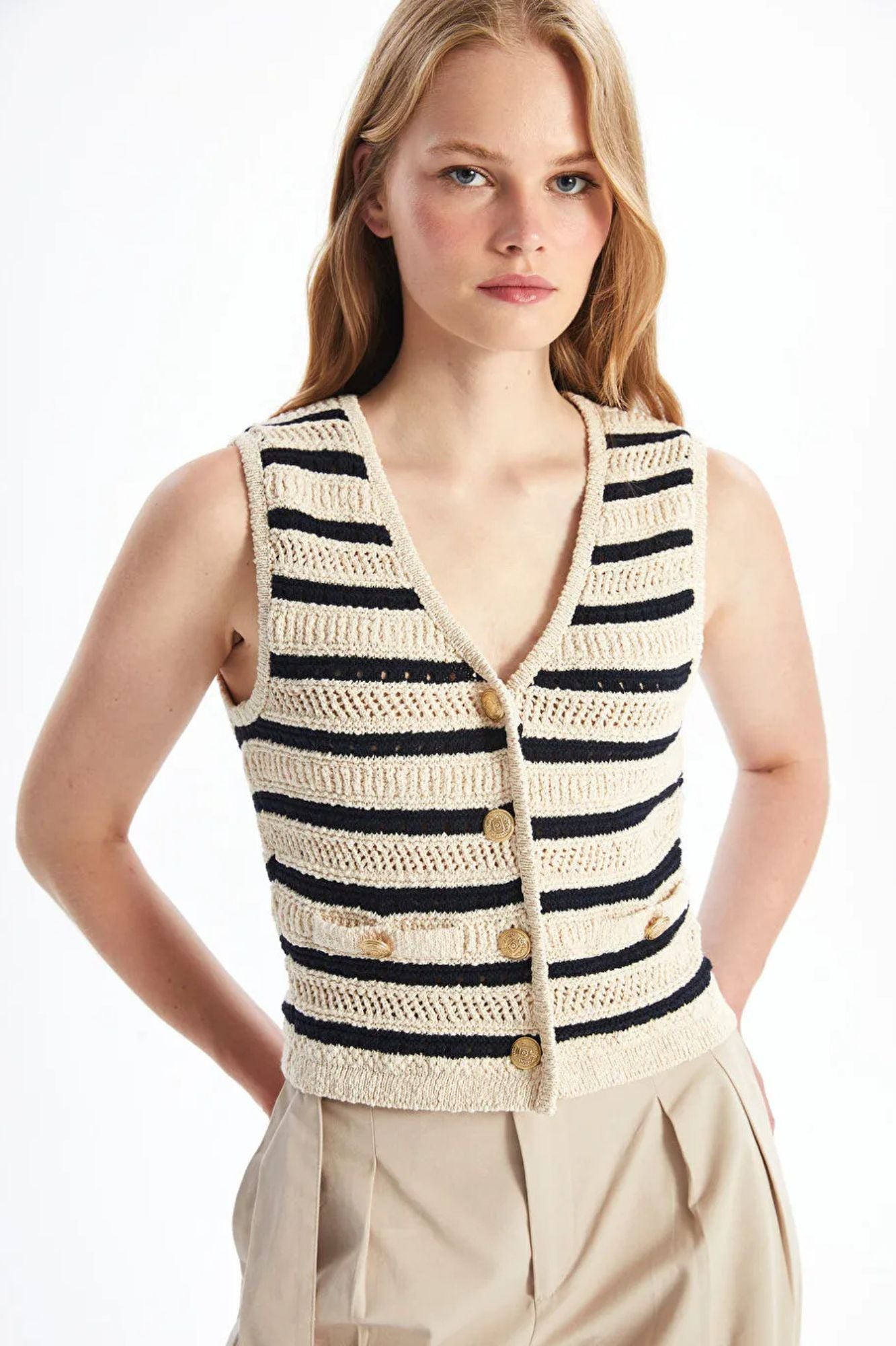 Beca Vest