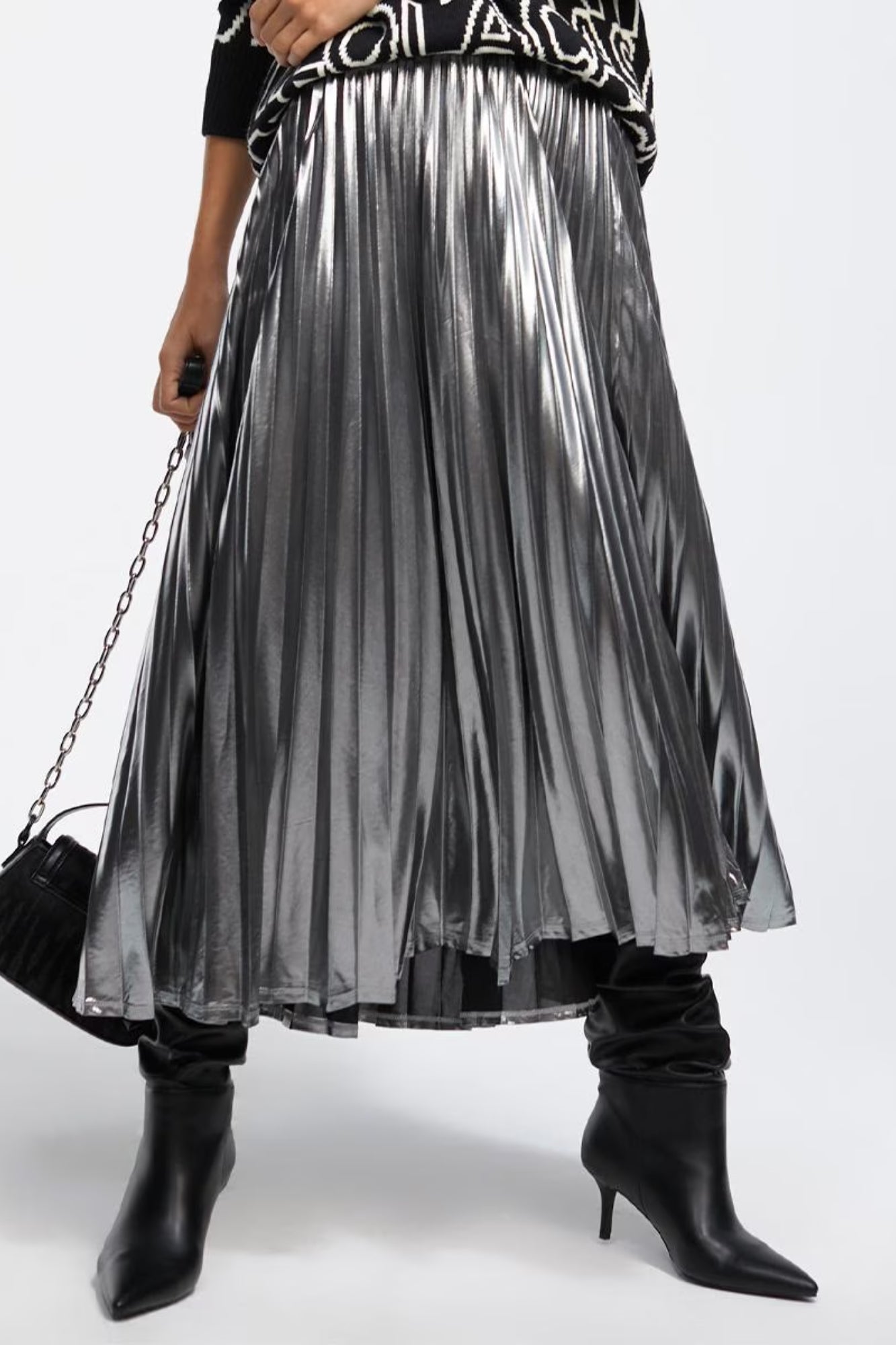 Betina Pleated Skirt